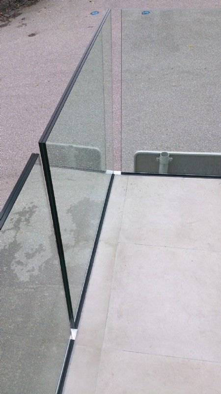 Geländer aus Glas