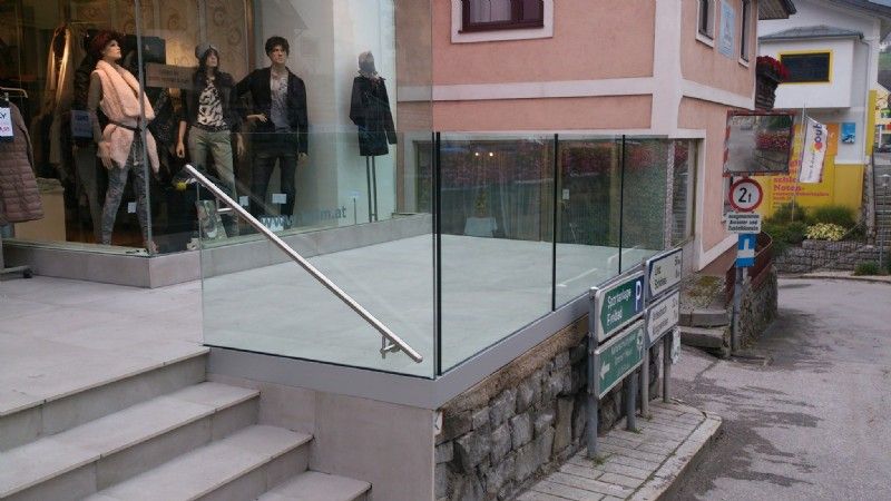 Geländer aus Glas