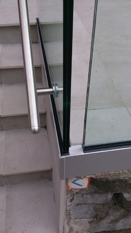 Geländer aus Glas